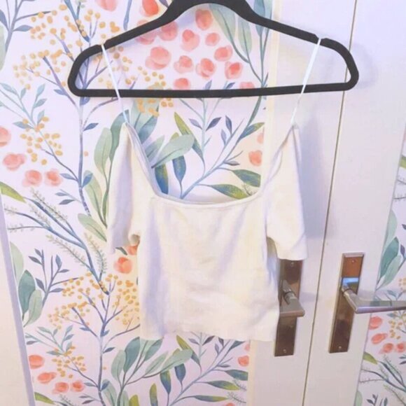 H&M Divided White Ribbed Puff Sleeve Crop Top | Size M - Picture 5 of 6